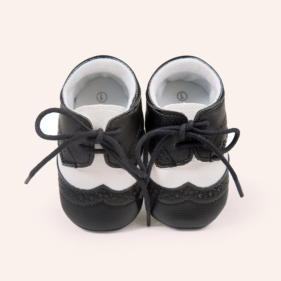 Les chaussures à semelles souples pour bébés