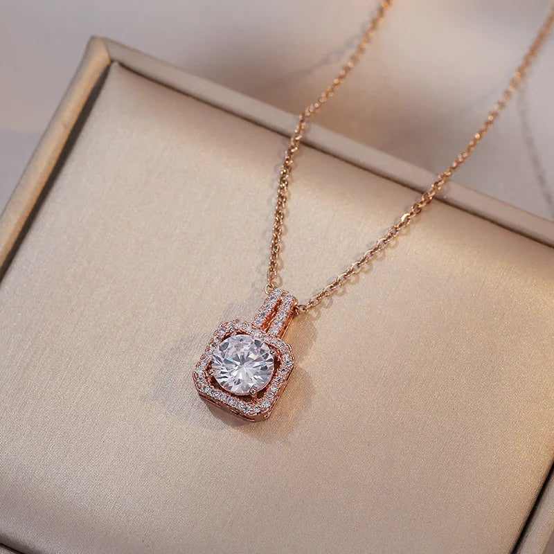 Collier Classique Chaîne Acier Inoxydable & Pendentif Carré en Zircon