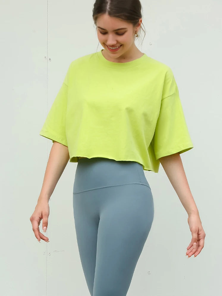 Tenu de Yoga à Manches Courtes – Sport, Confort & Style