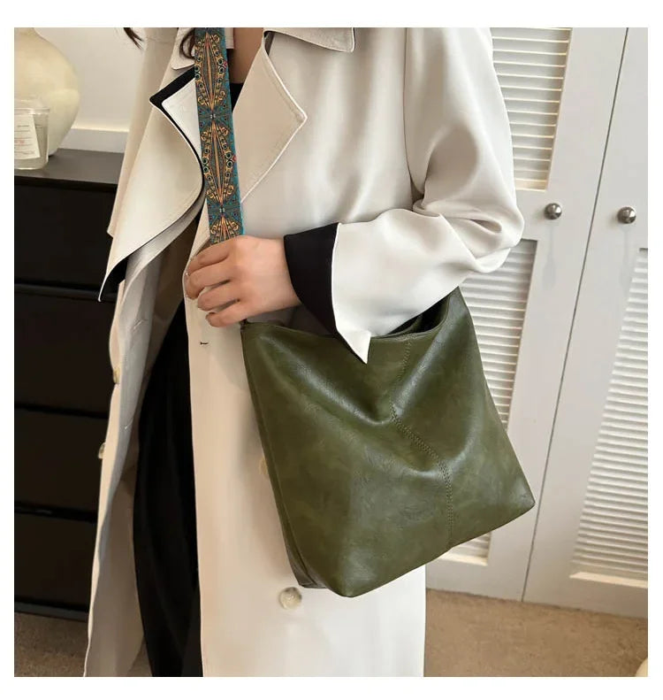 Sac Seau Vintage en Similicuir – Élégance & Intemporalité