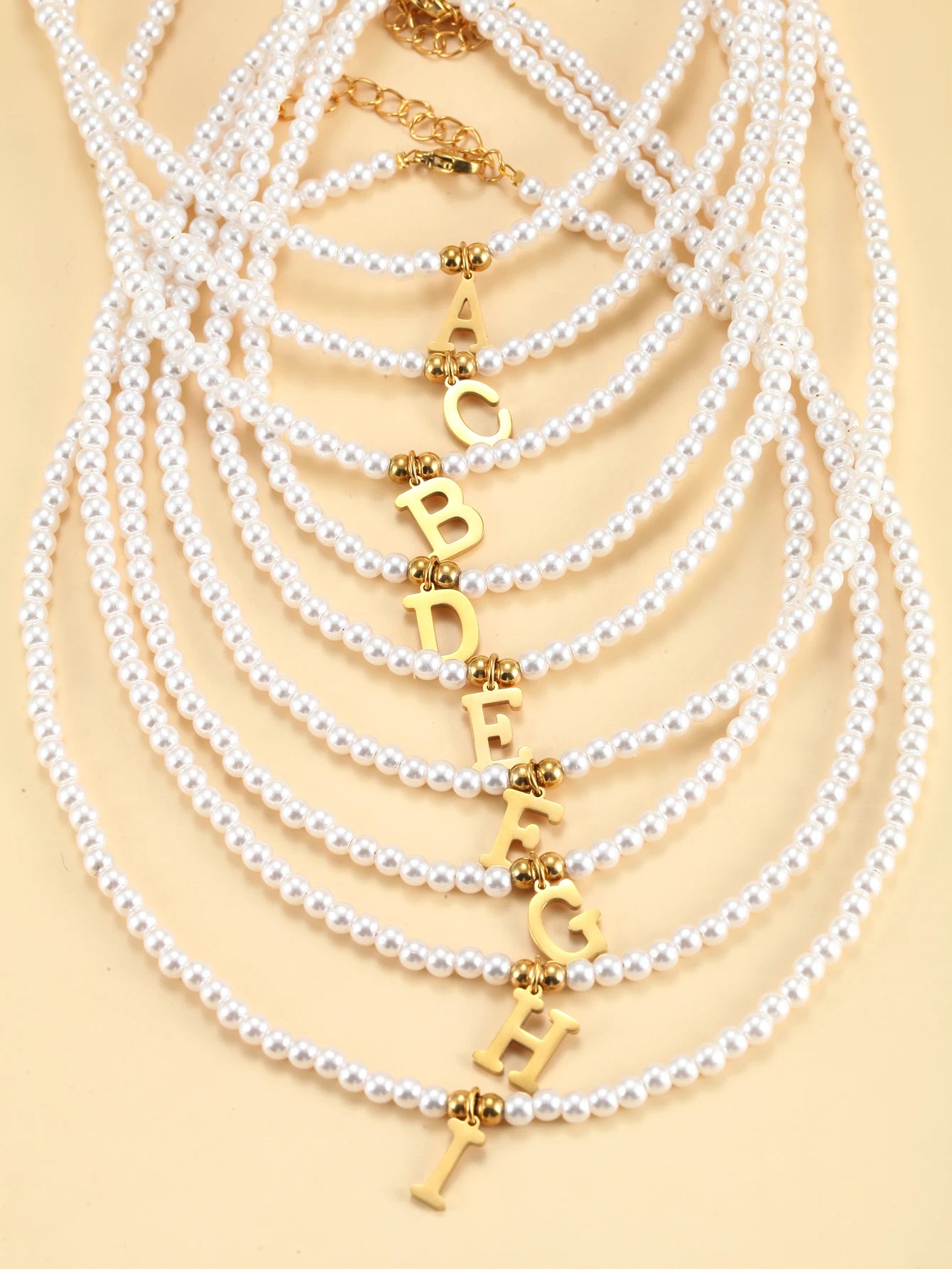 Collier Perles & Initiale – Acier Inoxydable
