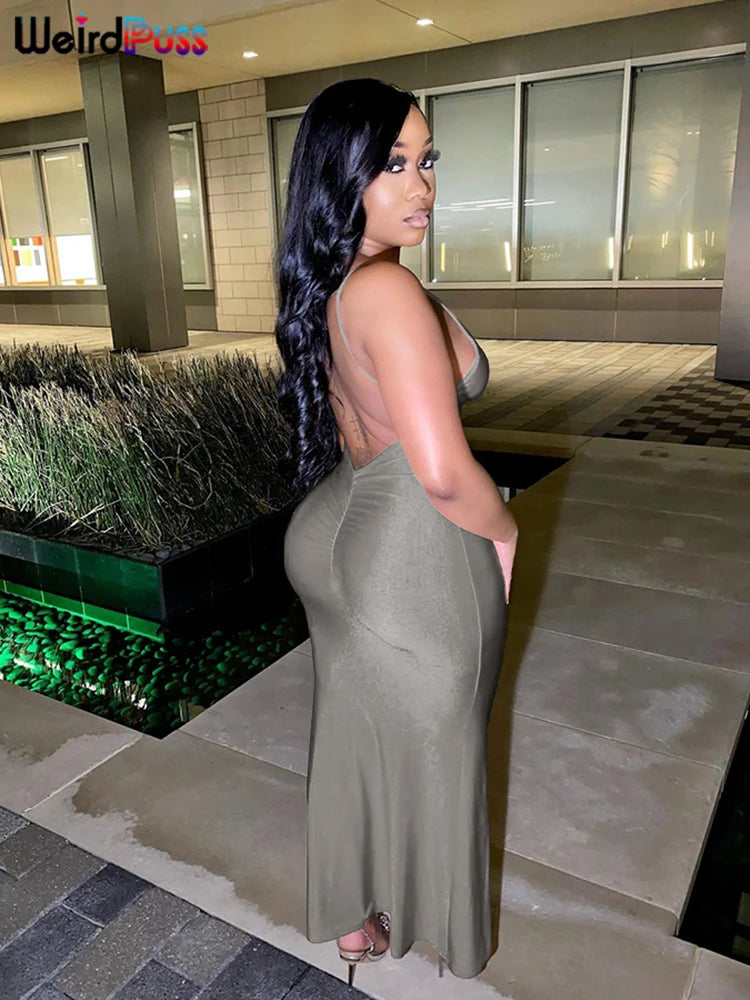 Glamour & Seduction - Elegant Backless Long Dress