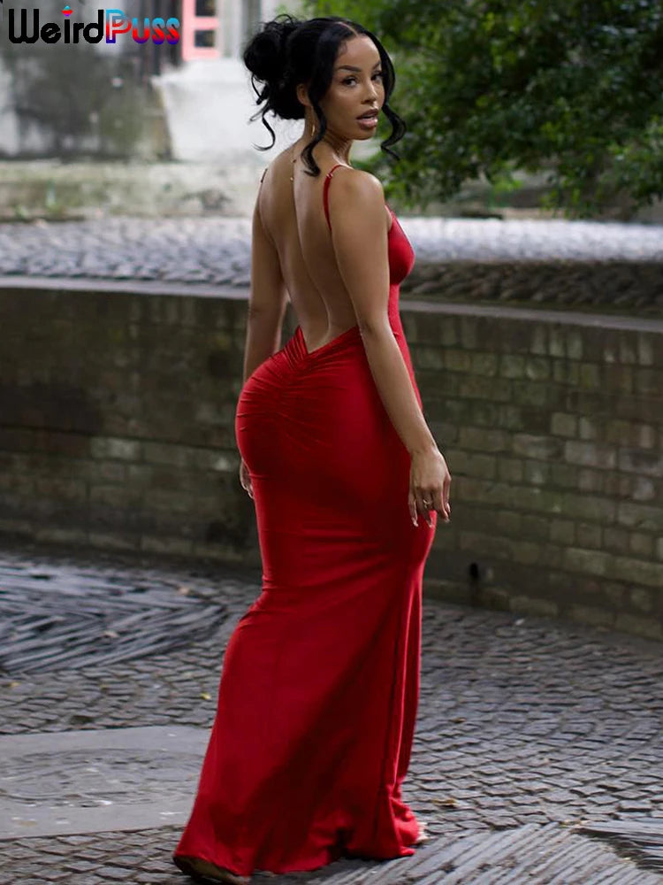 Glamour & Seduction - Elegant Backless Long Dress