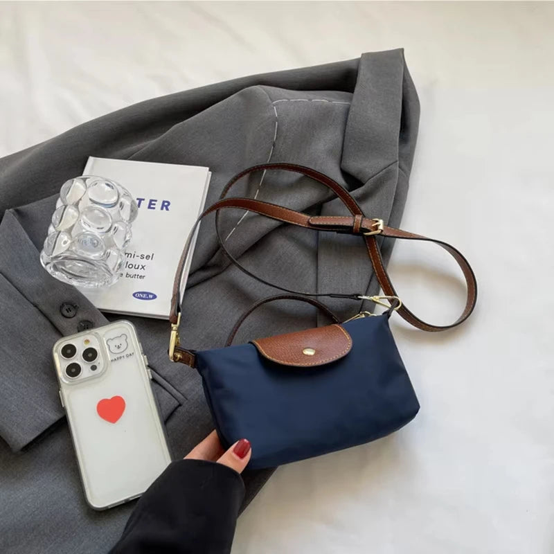 Mini Retro Nylon Handbag – Elegance & Versatility