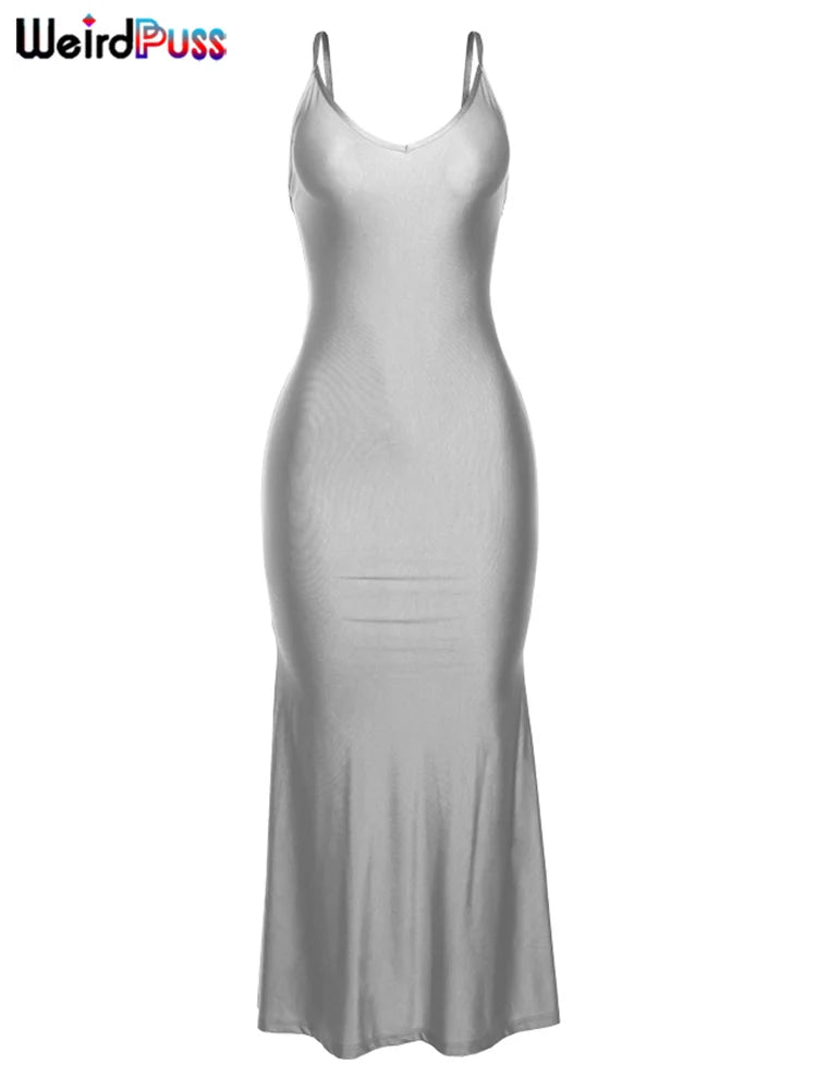 Glamour & Seduction - Elegant Backless Long Dress