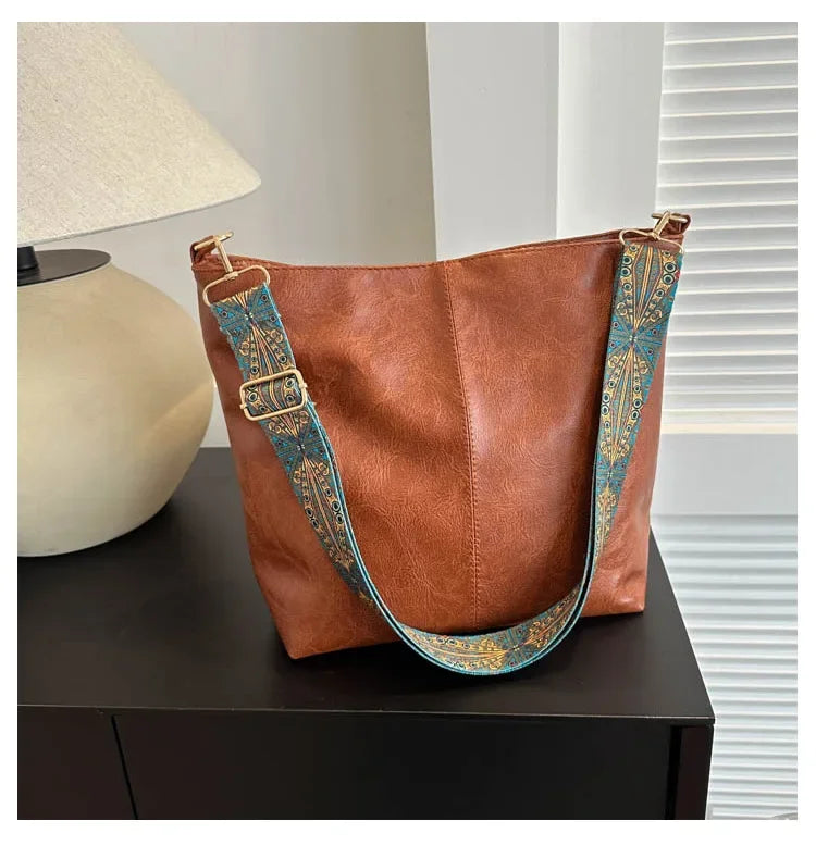 Sac Seau Vintage en Similicuir – Élégance & Intemporalité