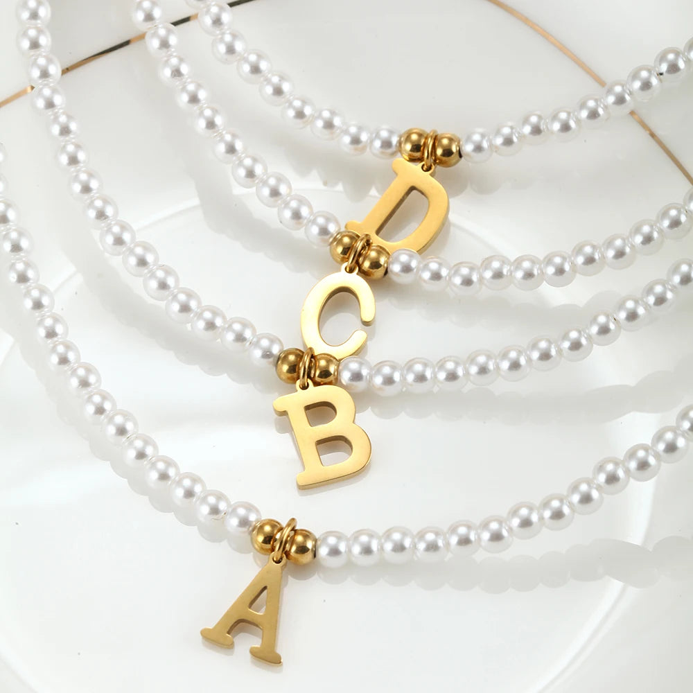 Collier Perles & Initiale – Acier Inoxydable