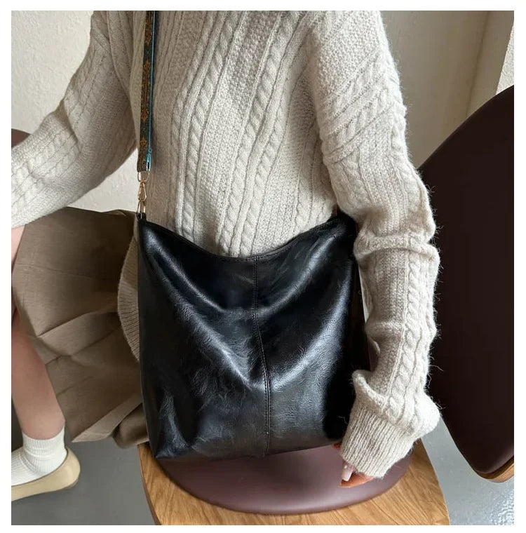 Sac Seau Vintage en Similicuir – Élégance & Intemporalité