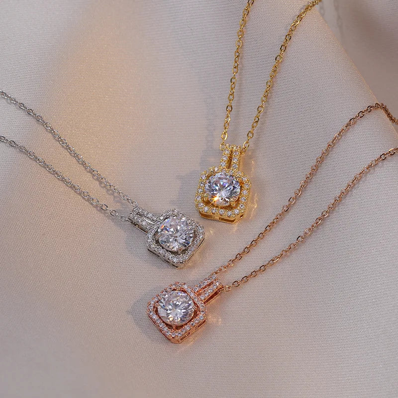Collier Classique Chaîne Acier Inoxydable & Pendentif Carré en Zircon
