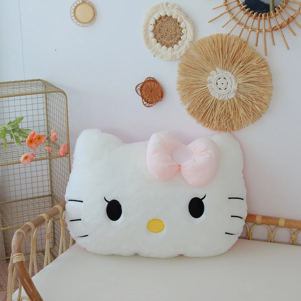 Coussin Dossier Géant Hello Kitty – Douceur et Confort