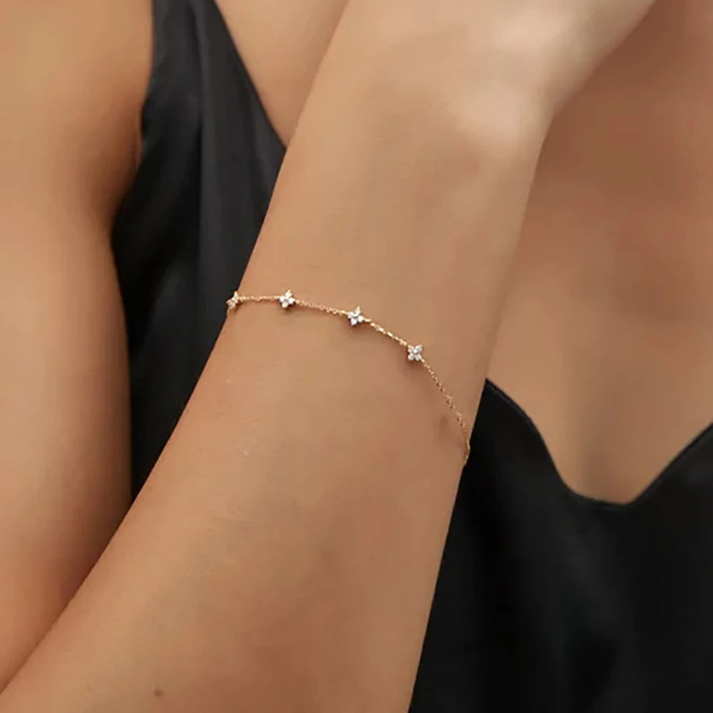 Collier Trèfle à Quatre Feuilles en Zircon – Plaqué Or 18K