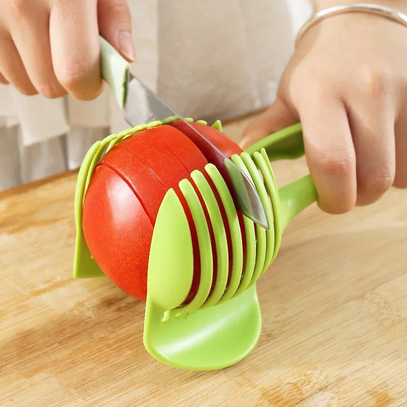 Pince Coupe-Fruits & Légumes – Pratique & Polyvalente