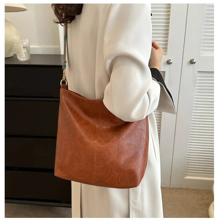 Sac Seau Vintage en Similicuir – Élégance & Intemporalité