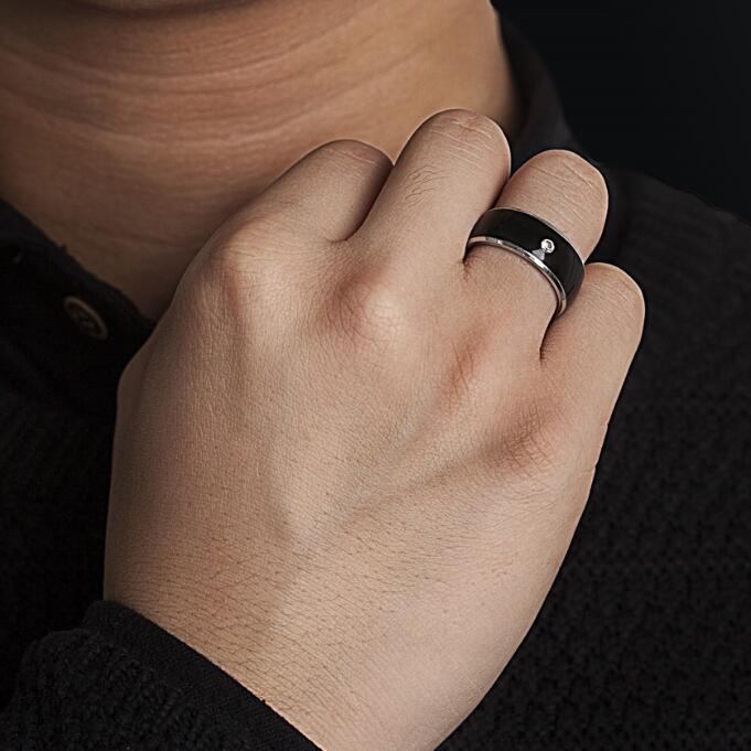 Smart Ring – Technology and Elegance