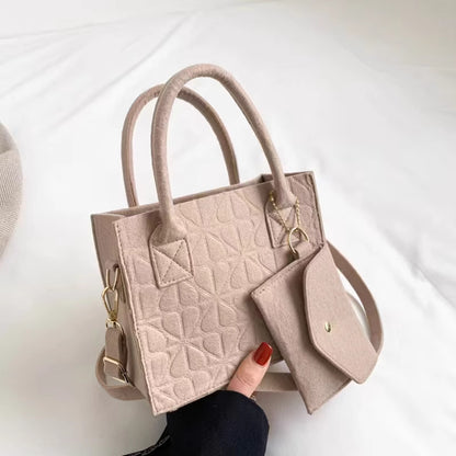 Petit Sac à Main en Feutre – Élégance et Simplicité pour un Style Tendance