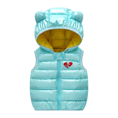 Sleeveless jackets and hooded jackets for children