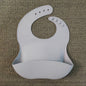 Bavoir en silicone souple et imperméable