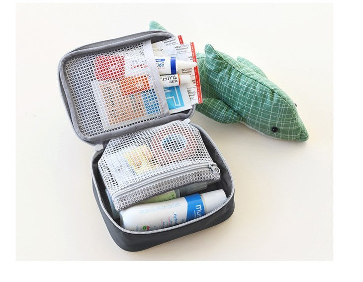 Trousse Médicale Portable – Idéale pour les Voyages