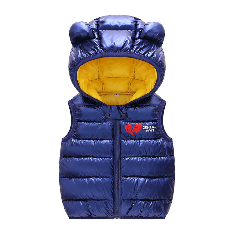 Sleeveless jackets and hooded jackets for children