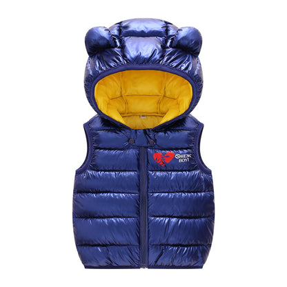 Sleeveless jackets and hooded jackets for children