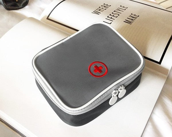 Trousse Médicale Portable – Idéale pour les Voyages
