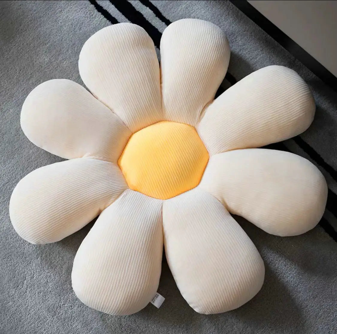 Flower Cushion – Ideal for Bedroom and Living Room Decoration