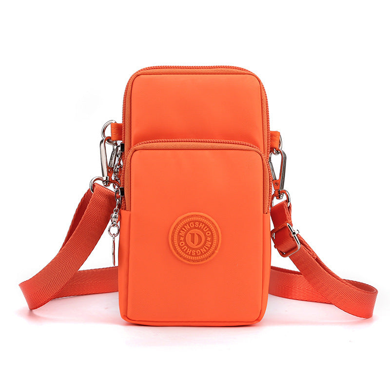Compact Shoulder Bag – Practical &amp; Elegant