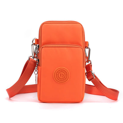 Compact Shoulder Bag – Practical &amp; Elegant