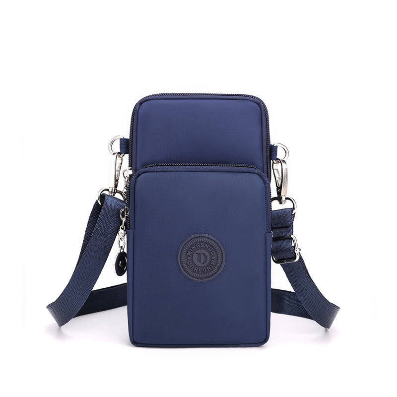 Compact Shoulder Bag – Practical &amp; Elegant
