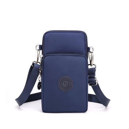 Compact Shoulder Bag – Practical &amp; Elegant