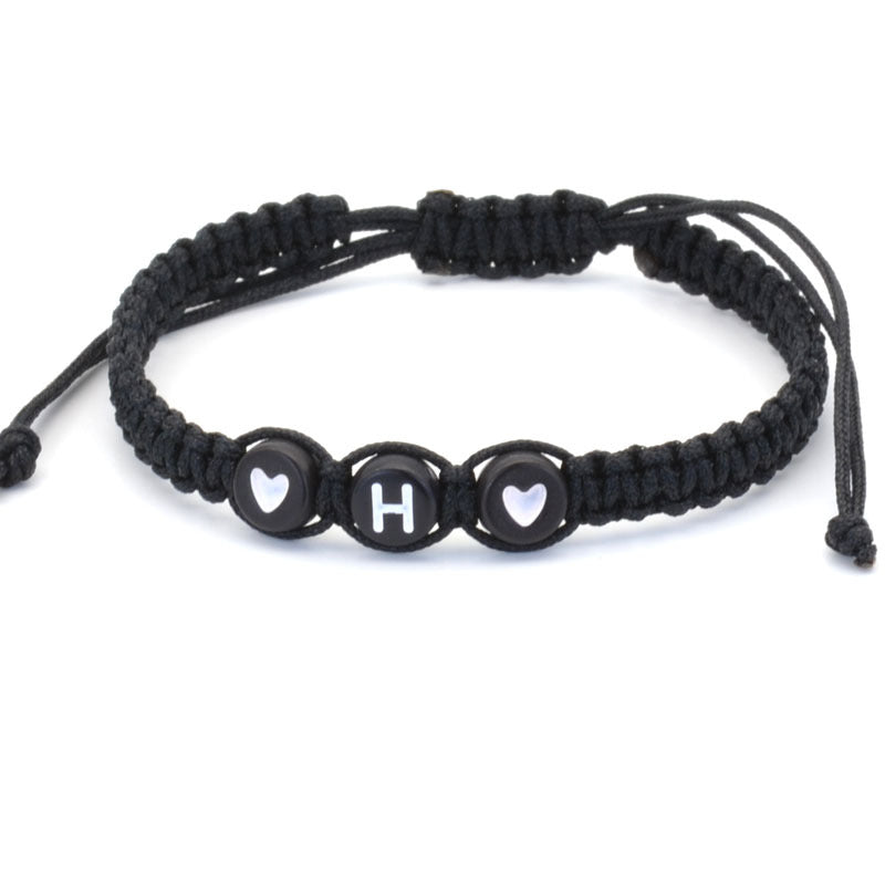 Bracelet Tressé à la Main avec Lettre & Cœur