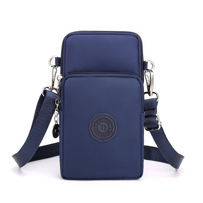 Compact Shoulder Bag – Practical &amp; Elegant