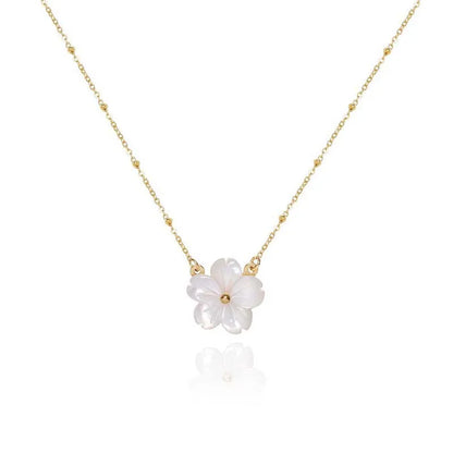 Collier Vintage Fleur en Nacre & Cœur – Acier Inoxydable Doré