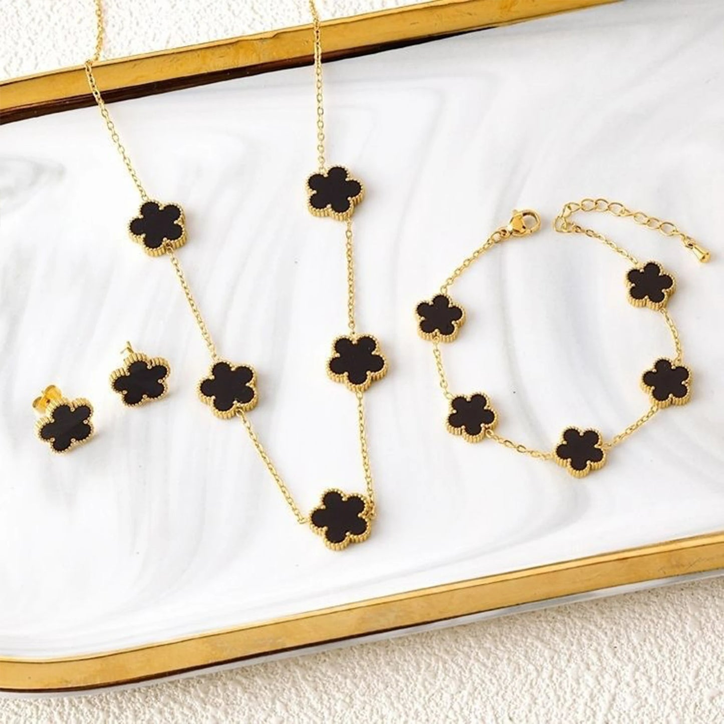 Parure Bijoux 3 Pièces Plaqué Or 18K – Élégance Florale
