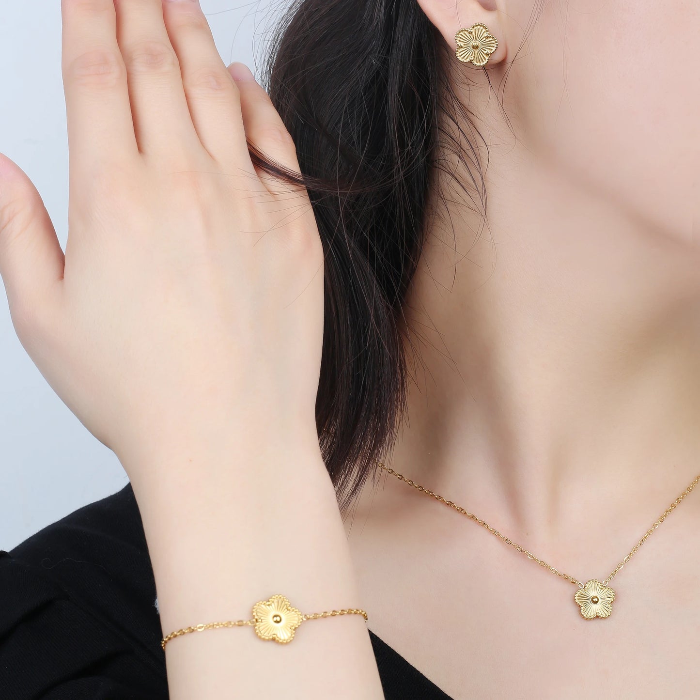 Parure Bijoux 3 Pièces Plaqué Or 18K – Élégance Florale
