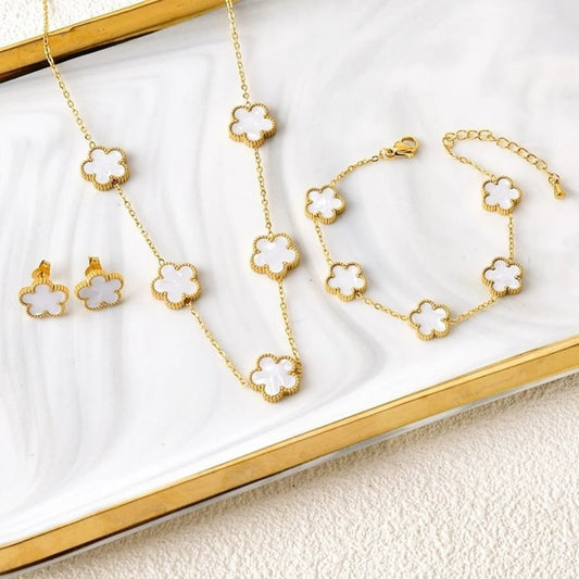 3-Piece 18K Gold Plated Jewelry Set – Floral Elegance