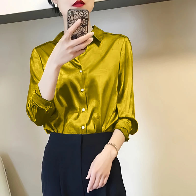 Chemise Satinée Femme – Élégance & Polyvalence au Quotidien
