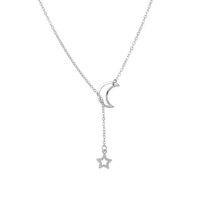 Two Leaf Necklace – Elegance and Simplicity